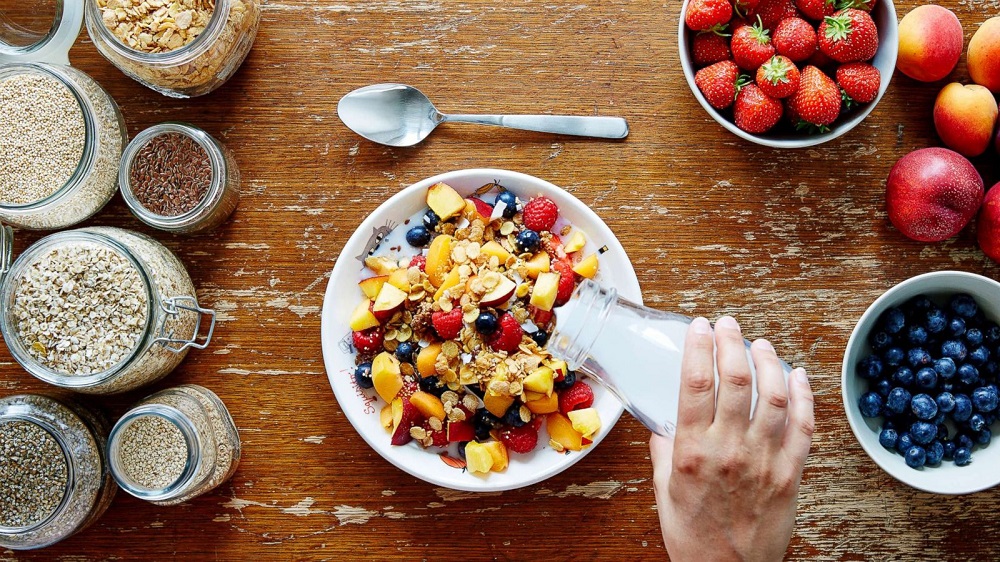 صبحانه برای افزایش وزن | اهمیت وعده غذایی صبح